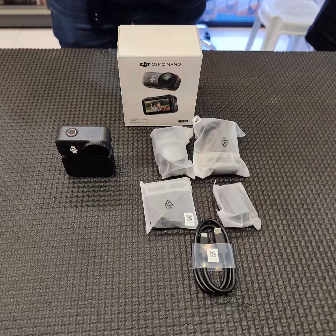 DJI Osmo Nano Standard Combo (128GB) (Category: Cameras) located in Caloocan City. Submitted by kentsalvador31 (Listing ID 1467684648, Image 3). Description: Naghahanap ka ba ng ultra-compact, lightweight, at wearable camera na madaling dalhin kahit saan? Meron tayong DJI Osmo Nano Standard Combo (128GB)! Napakamaliit pero napaka-powerful—perfect para sa hands-free vlogging, quick POV shots, at daily travel documentations! Go Gadgets - Kawit Cavi