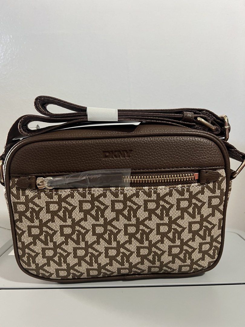 DKNY CROSSBODY BAG (Category: Cross-body Bags) located in Baguio. Submitted by kyrawang22 (Listing ID 1467726685, Image 1). Description: .