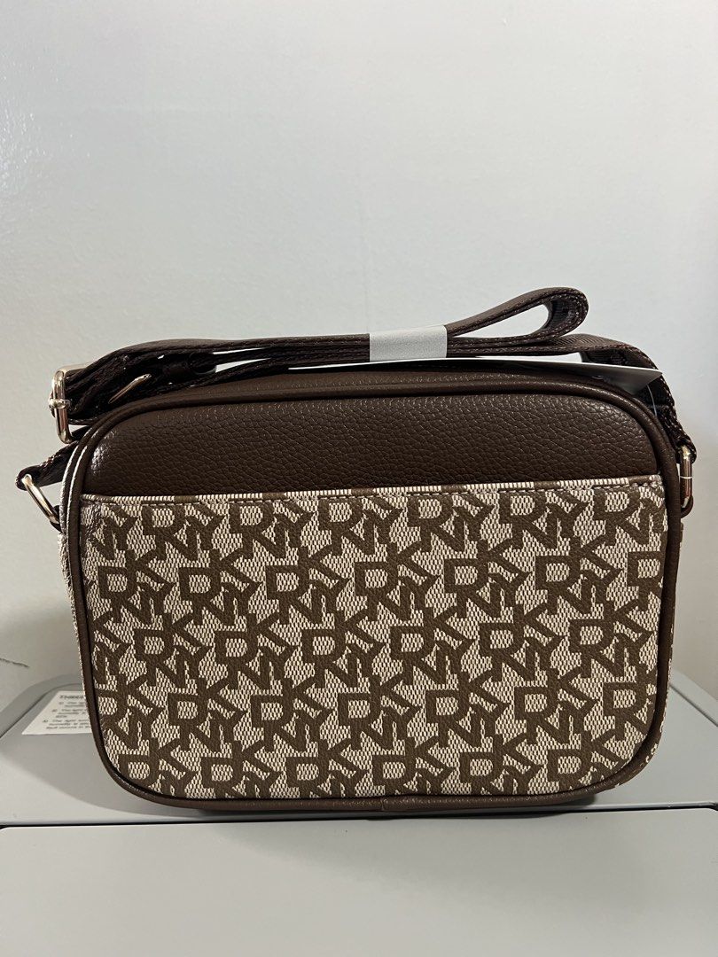 DKNY CROSSBODY BAG (Category: Cross-body Bags) located in Baguio. Submitted by kyrawang22 (Listing ID 1467726685, Image 2). Description: .