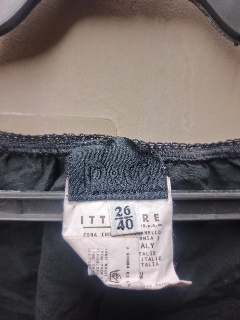 DOLCE & GABBANA (Category: Others Tops) located in Dasmarinas. Submitted by jessputrages (Listing ID 1467781410, Image 3). Description: For sale D&G tops Excellent condition No issue 1500 plus shipping fee Pm for more details.