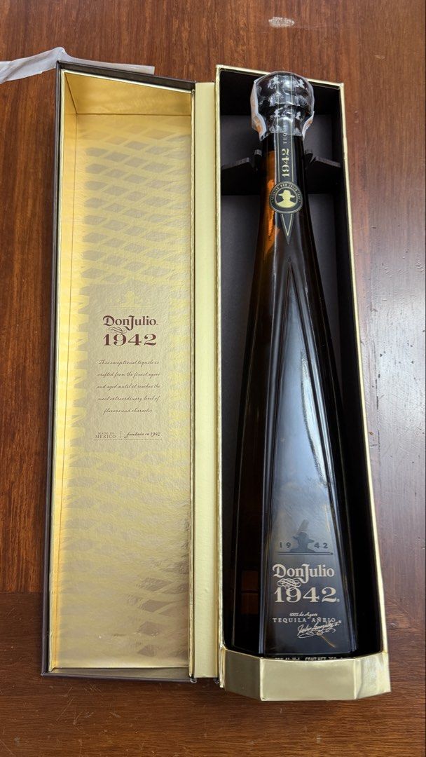 Don Julio 1942 Añejo Tequila (750 ml) (Category: Beverages) located in Taguig. Submitted by marigonz (Listing ID 1467732568, Image 3). Description: Premium tequila presented in Don Julio 1942’s iconic tall bottle design. - Brand: Don Julio - Volume: 750 mL - Bottle condition: NEW - Seal: SEALED - Original box: INCLUDED - Rfs: don’t drink much anymore Please refer to the bottle photos for its exact condition and packaging. *note: not a first time 