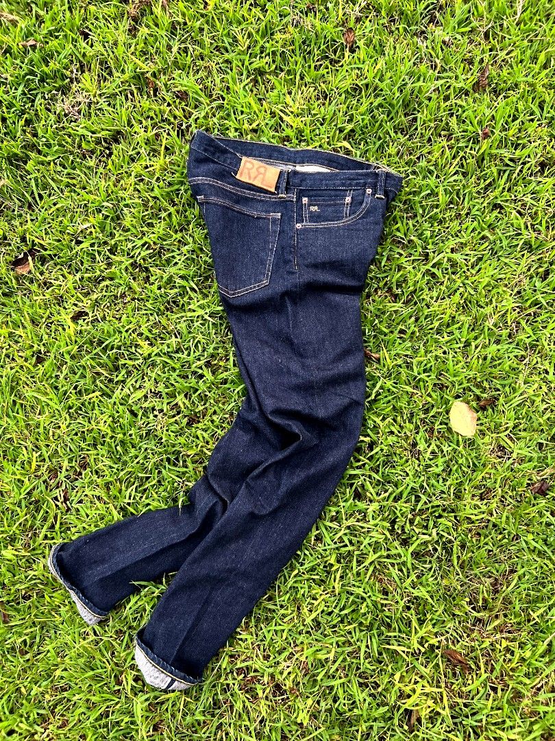 Double RL Selvedge Pants (Category: Jeans) located in General Mariano Alvarez. Submitted by trifcloset (Listing ID 1467725062, Image 1). Description: Ralph Lauren Double RL Selvedge Pants Size 29 on Tag can fit to 30-31 Excellent Condition 2500+sf.