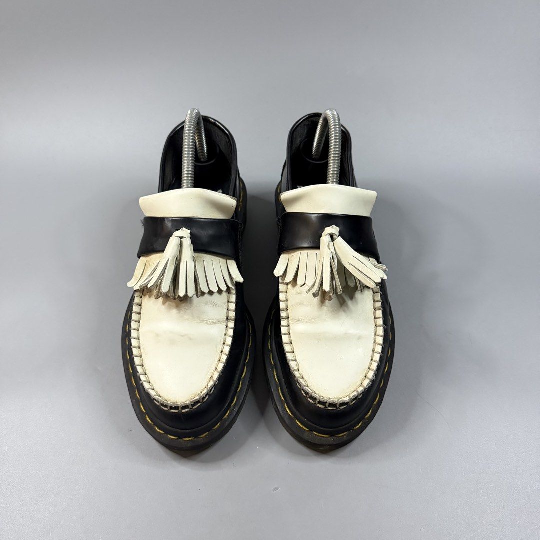 Dr. Martens - Adrian Tassel Loafers Two Tone (Category: Casual Shoes) located in Paranaque City. Submitted by millennial_goodz (Listing ID 1467715604, Image 2). Description: WTS Dr. Martens - Adrian Tassel Loafers Two Tone Size 7 US - 6 UK - 39 Euro Excellent condition - Minimal signs of usage Authentic pair Pair only P2,499 only DM.