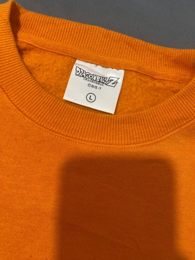 Dragon Ball Z Pullover (Category: Coats, Jackets and Outerwear) located in Caloocan City. Submitted by its.namiii (Listing ID 1467641259, Image 2). Description: no issue color rate 10/10 crisp Large on tag .