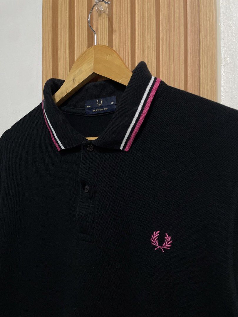 DRED PERRY POLO SHIRT (Category: Tshirts & Polo Shirts ) located in Kidapawan. Submitted by fransvocal (Listing ID 1467744160, Image 2). Description: Dimes 22x28.5 Like new Excellent condition Black na black Color rate10/10 No issue.