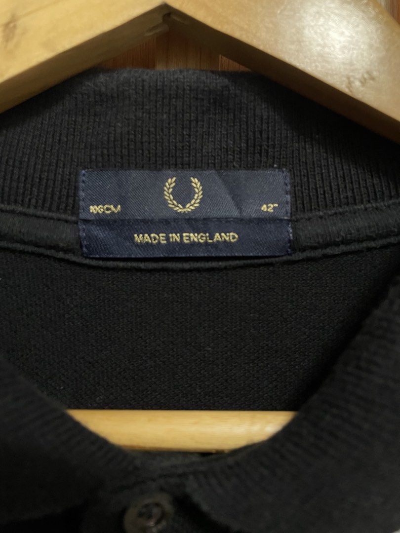 DRED PERRY POLO SHIRT (Category: Tshirts & Polo Shirts ) located in Kidapawan. Submitted by fransvocal (Listing ID 1467744160, Image 3). Description: Dimes 22x28.5 Like new Excellent condition Black na black Color rate10/10 No issue.