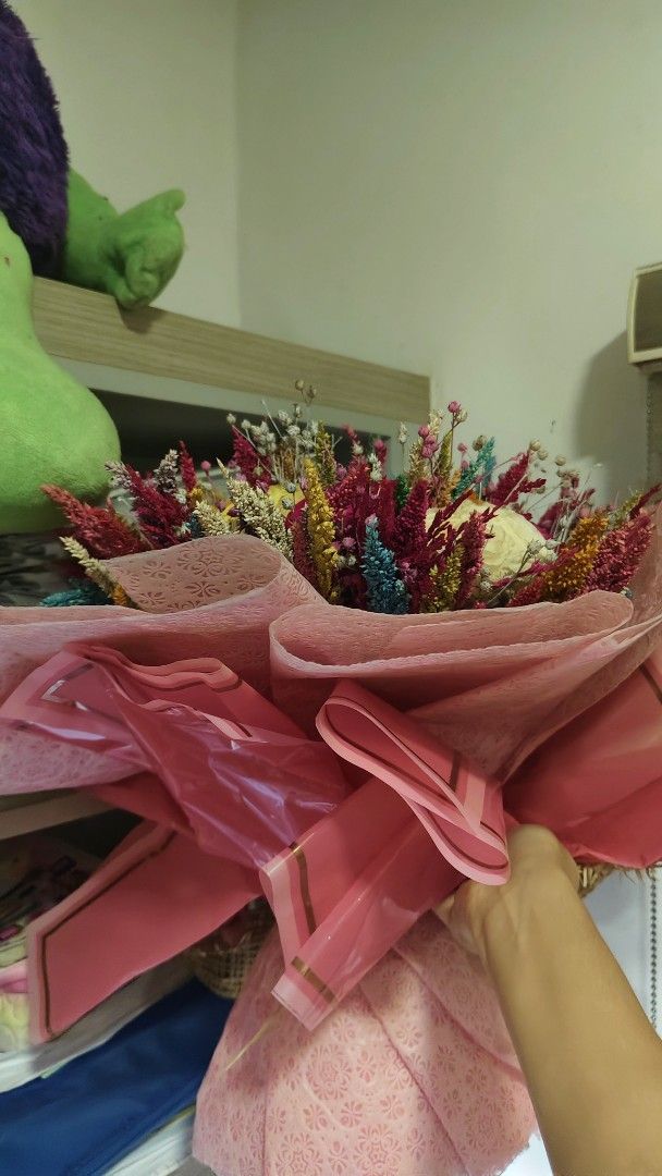 Dried flowers (Category: Flowers & Bouquets) located in Manila. Submitted by pearlvane (Listing ID 1467785635, Image 3). Description: big dried bouquet for sale .