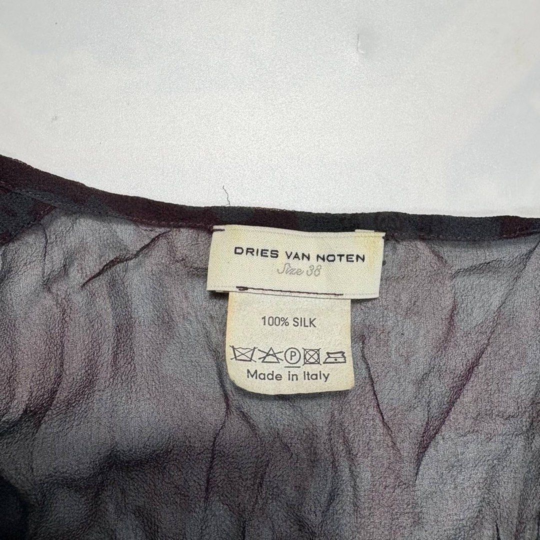 Dries van noten (Category: Luxury Apparel) located in Iloilo. Submitted by profitpicks (Listing ID 1467818470, Image 3). Description: .