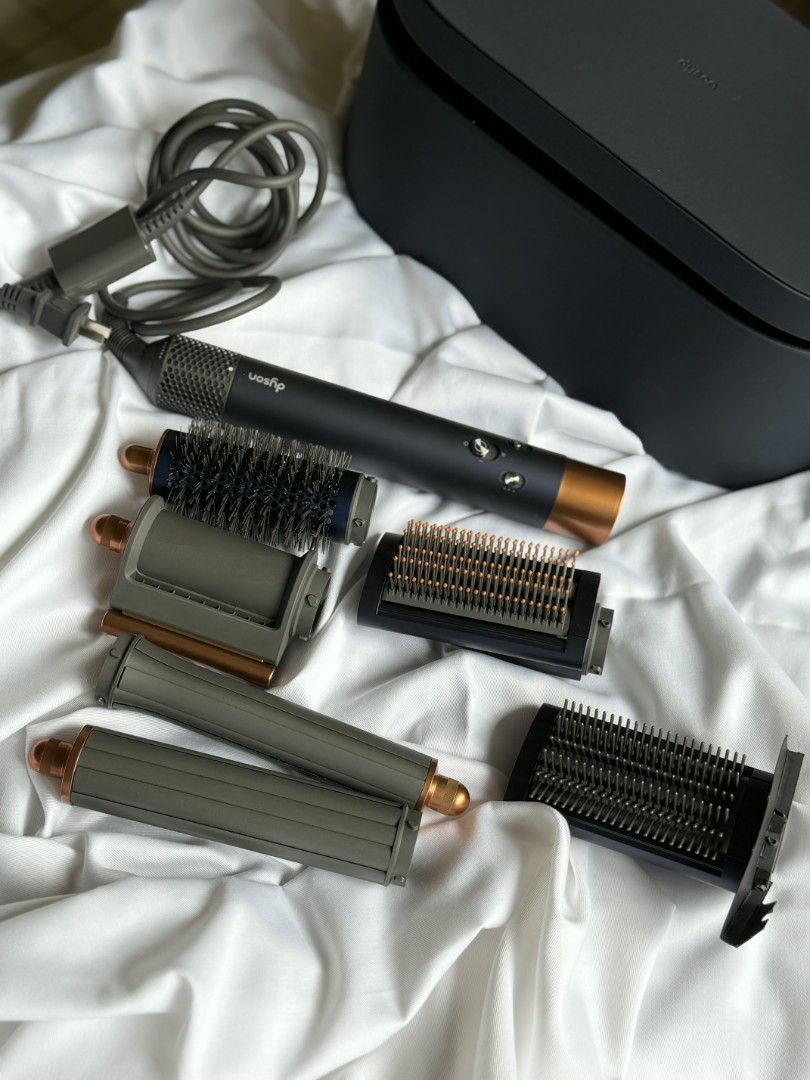 Dyson Airwrap Multi-Styler Complete Set - 6 in 1 (Category: Hair) located in Las Pinas. Submitted by alyrioo (Listing ID 1467691367, Image 3). Description: - Dyson Airwrap Multi-Styler Complete Set 6 in 1 - Includes all the attachments and leather box - Only used twice, good as new - 220-240v Negotiable PM for more details .