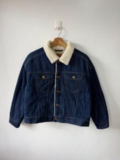 (Category: ) located in . Submitted by bunitoapparel_v2 (Listing ID 1467767027, Image 1). Description: .