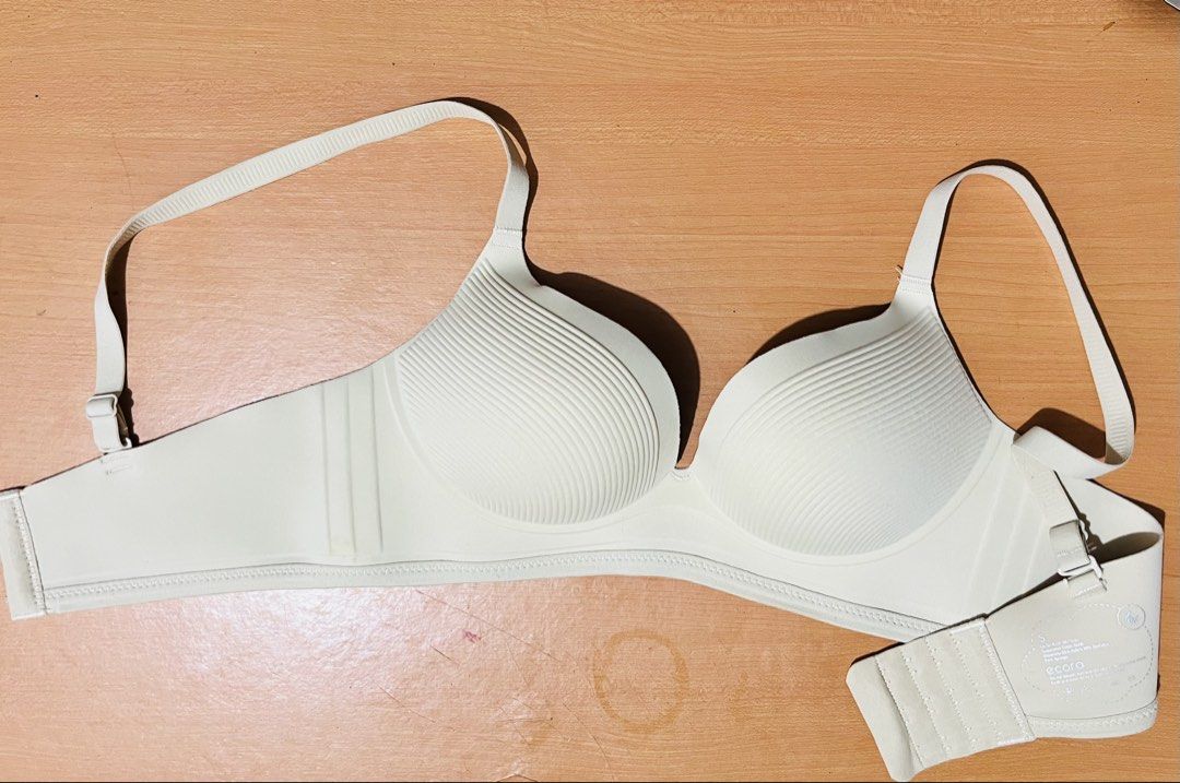 Ecora Bare Lift Multiway Bra Size Small 32A/B (Category: Undergarments & Loungewear) located in Baguio. Submitted by haelie (Listing ID 1467771436, Image 3). Description: - Brand: Ecora Bare Lift Multiway Bra - Size: S (Fits bust 32A/B) - Design: Seamless with push-up padding - Straps: Detachable (multiway styling) - Condition: Brand new with original ziplock packaging bag.