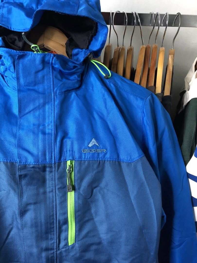 EIGER GORPCORE JACKET (Category: Activewear) located in Kuala Lumpur. Submitted by j4nstoreee (Listing ID 1467716118, Image 2). Description: MEASUREMENT PIT : 20.5 LABUH : 27 CONDITION : 9/10 IG : j4nstoreee WS : 0177911535 TT : j4nokrock.