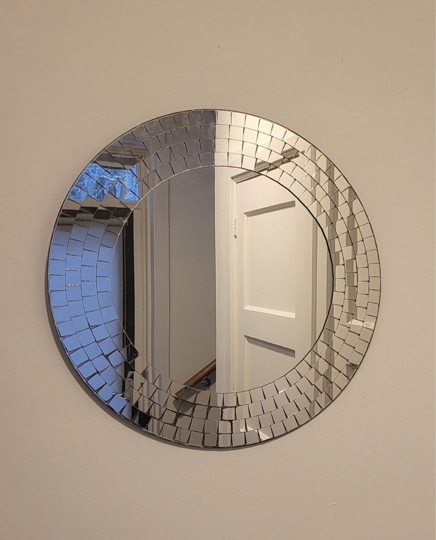 IKEA TRANBY ROUND WALL MIRROR 50 CM (Category: Mirrors) located in Caloocan City. Submitted by marcapina2211 (Listing ID 1467782745, Image 2). Description: EKIA TRANBY ROUND WALL MIRROR 50 CM Price: ₱1,250 ONLY Brandnew condition No issue 📍North Caloocan.