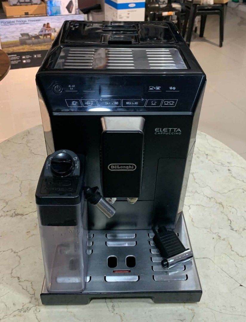 ELETTA EXPLORE FULLY AUTOMATIC (Category: Coffee Machines & Makers) located in Bulacan. Submitted by iamvanillapeach (Listing ID 1467666636, Image 1). Description: Used;in good condition.