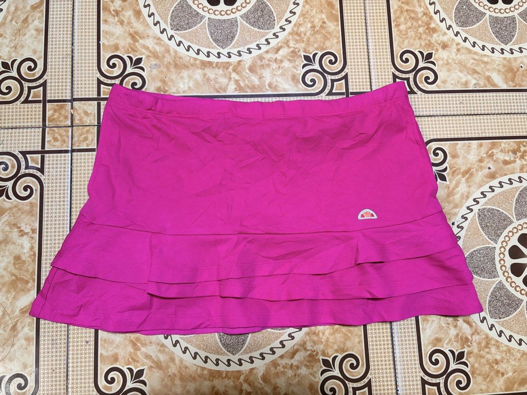 Ellese Skort (Category: Activewear) located in La Trinidad. Submitted by legit.ukayspot (Listing ID 1467668630, Image 1). Description: .