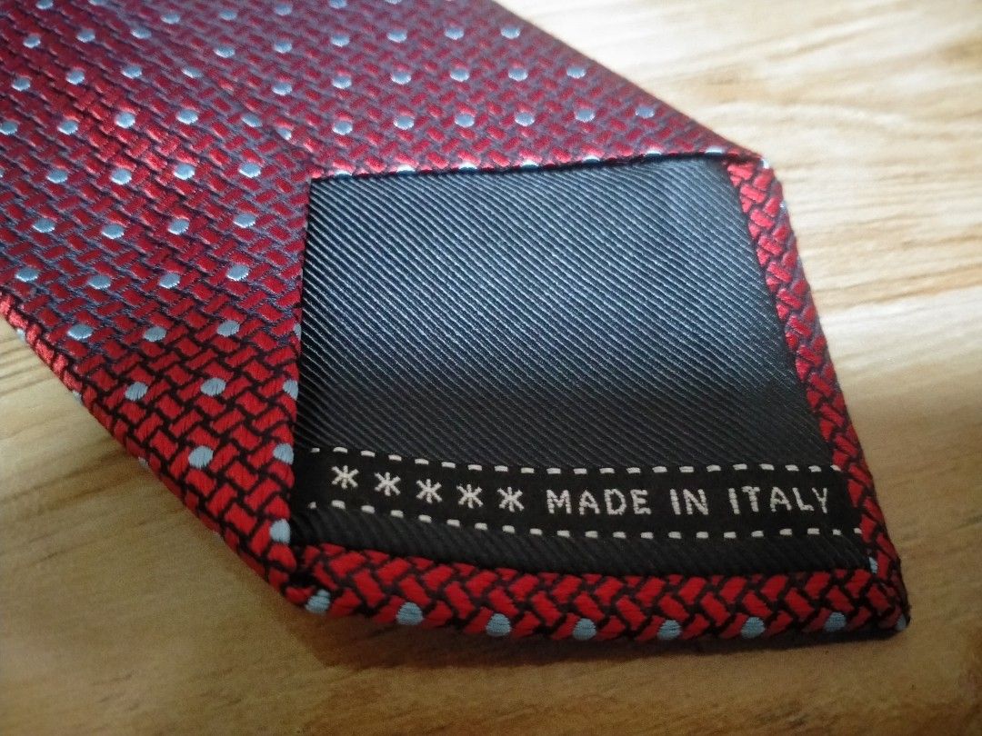 ERMENEGILDO ZEGNA NECKTIE (Category: Ties) located in Cabuyao City. Submitted by Bike_Clothing10 (Listing ID 1467609293, Image 3). Description: READ FIRST... FOR SALE: ERMENEGILDO ZEGNA NECKTIE Excellent Condition Looks New Made in Italy Legit PRICE: 1200 Free Shipping (J&T) PICK UP OR SHIPPING ONLY LOCATION: Cabuyao Laguna -NO COD/COP- 📩PM -Thanks-.