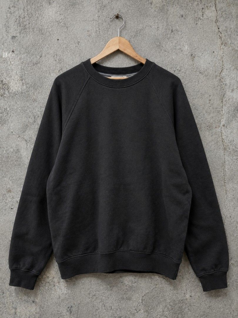 Essentials Fear of God (Category: Coats, Jackets and Outerwear) located in Manila. Submitted by 322thriftshop (Listing ID 1467638943, Image 1). Description: ESSENTIALS FEAR OF GOD • L'28 x W'26 • SIZE: 2XL - 3XL •COLOR RATE: 9/10 •CONDITION: GOOD.