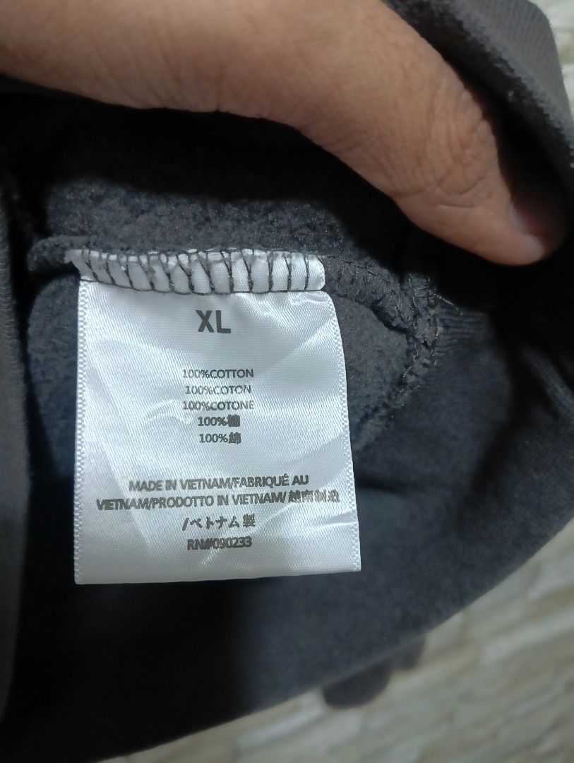 Essentials Fear of God (Category: Coats, Jackets and Outerwear) located in Manila. Submitted by 322thriftshop (Listing ID 1467638943, Image 3). Description: ESSENTIALS FEAR OF GOD • L'28 x W'26 • SIZE: 2XL - 3XL •COLOR RATE: 9/10 •CONDITION: GOOD.