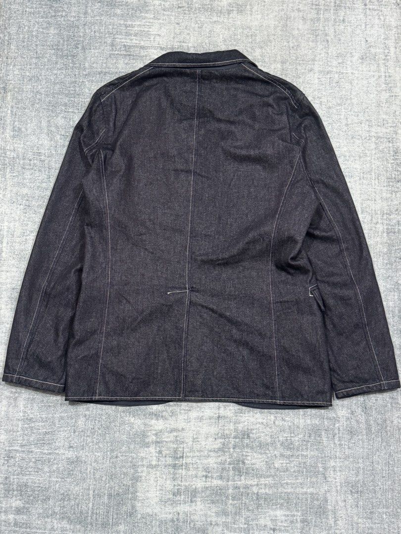 Evisu Reversible 3-Button Tailored Blazer Jacket (Category: Coats, Jackets and Outerwear) located in Manila. Submitted by members-only (Listing ID 1467733008, Image 2). Description: Vintage Evisu 3-Button Tailored Blazer Jacket Reversible Raw Denim/ Navy Blue Size: L Dimes: 21 x 29 9/10 condition No issue Normal sign of wear Presentable Feel free to ask if you have more questions!.