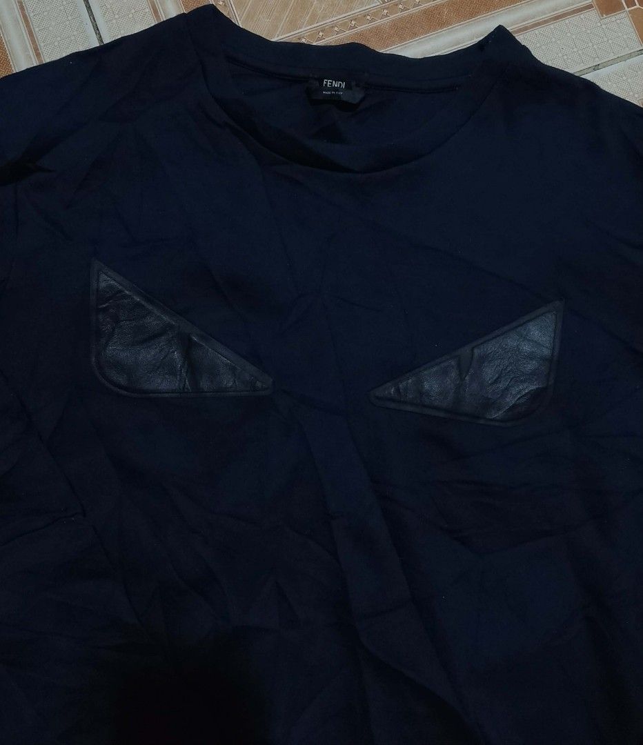 Fendi sweater (Category: Luxury Apparel) located in Alburquerque. Submitted by ayrelieonlineshop (Listing ID 1467713806, Image 2). Description: Fendi sweater size 50 dimensions W-23.5 L-25 as new condition 10/10 color rate no issues.