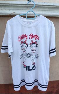 (Category: ) located in . Submitted by gomothriftstore (Listing ID 1467624082, Image 1). Description: .