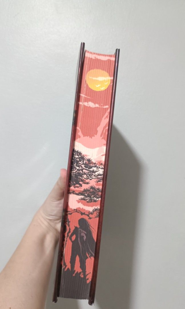 Five Broken Blades (Category: Storybooks) located in Quezon City. Submitted by leorikscorner (Listing ID 1467664486, Image 2). Description: Remaindered copy Stenciled.