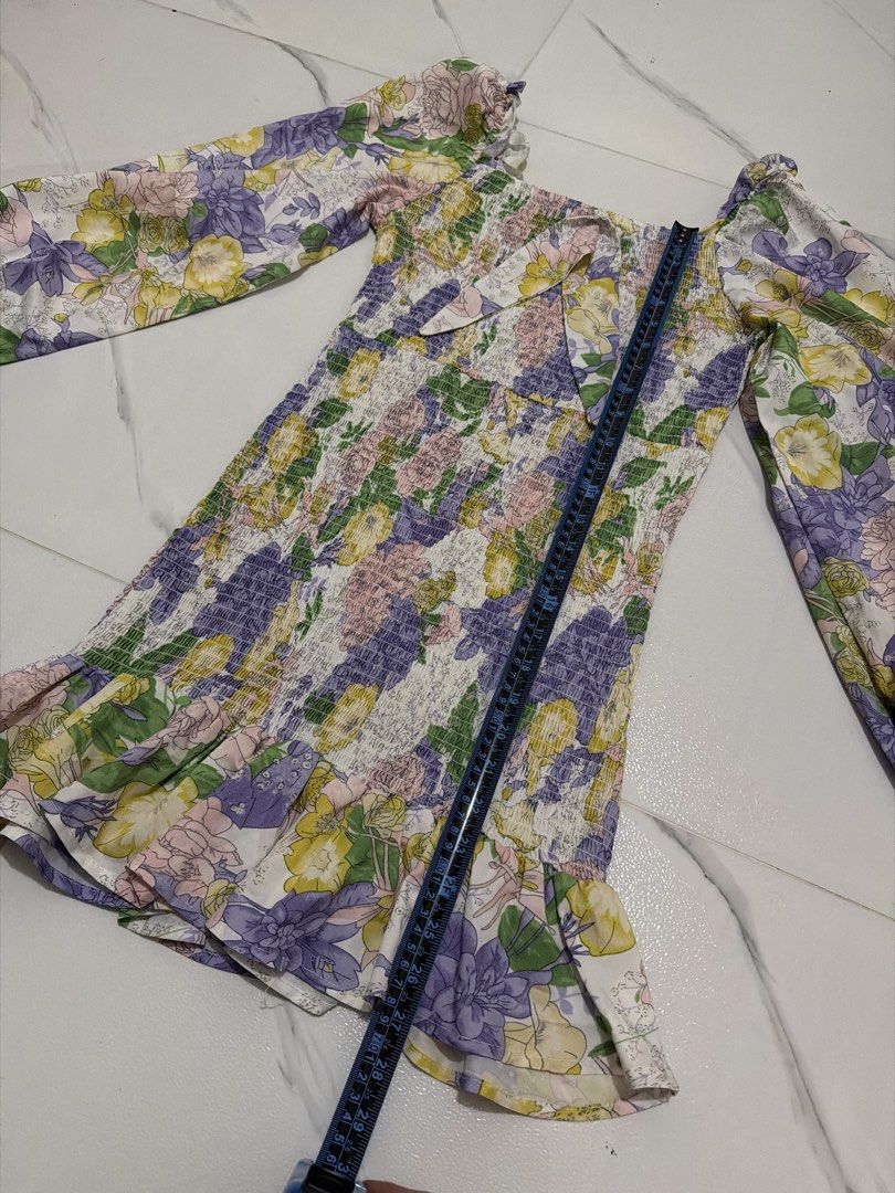 Floral Dress (Category: Dresses) located in Las Pinas. Submitted by gmonteros (Listing ID 1467678854, Image 3). Description: .