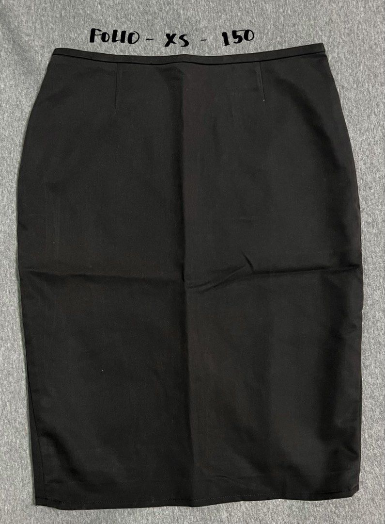 Folio black knee length pencil skirt (Category: Skirts) located in Las Pinas. Submitted by jilanah (Listing ID 1467770737, Image 1). Description: .