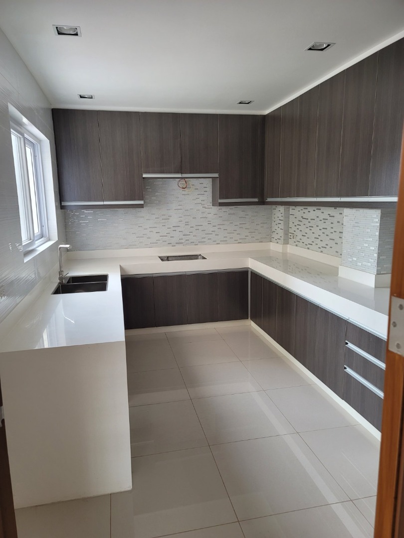 (Category: ) located in . Submitted by luxerealtyph (Listing ID 1467742209, Image 1). Description: .