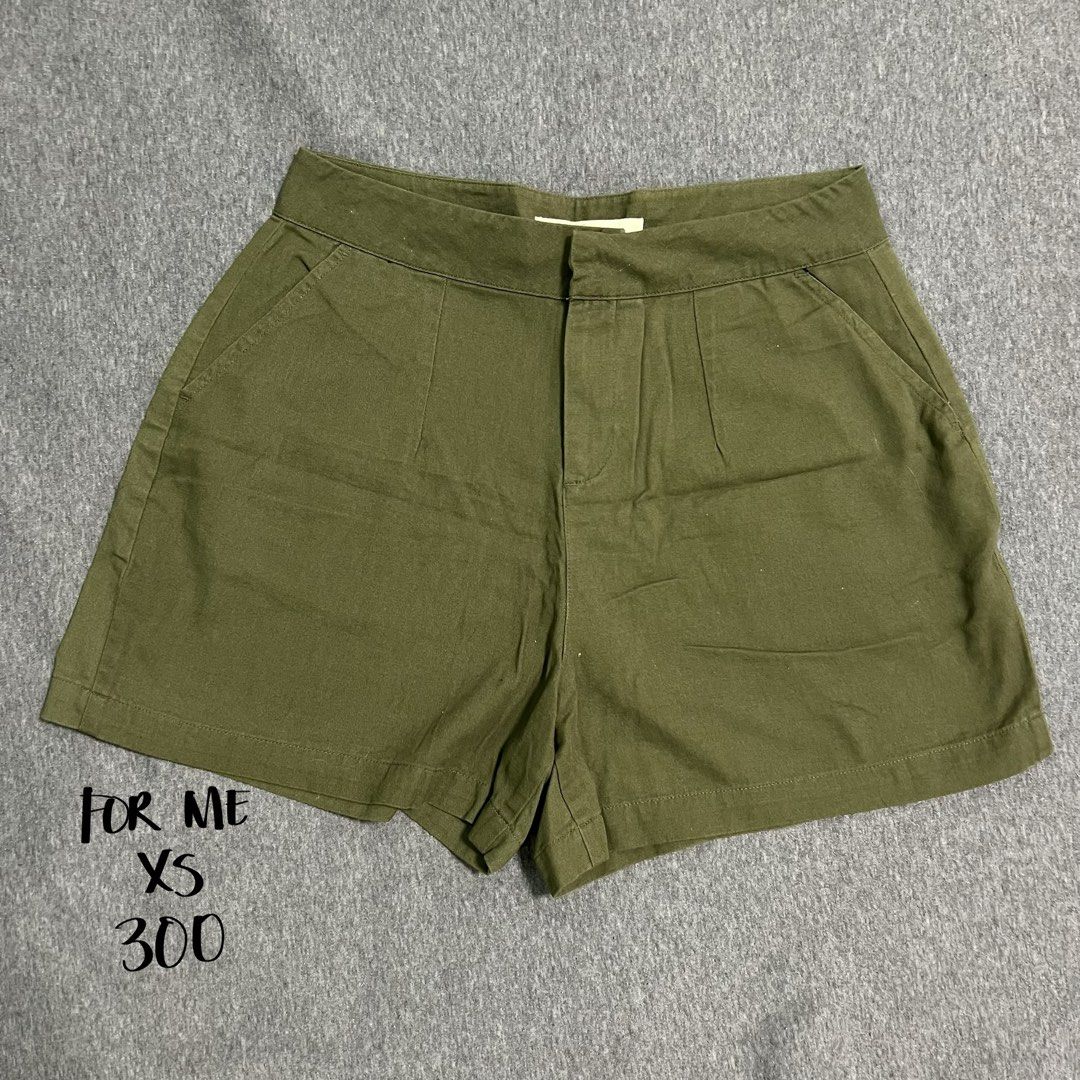 For me olive green shorts (Category: Shorts) located in Las Pinas. Submitted by jilanah (Listing ID 1467768700, Image 1). Description: .