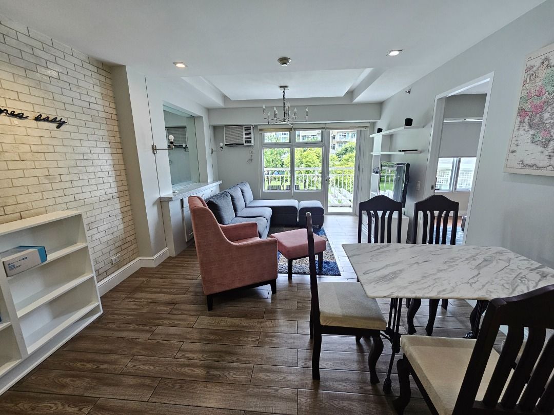 FOR RENT: 1BR in Two Serendra, BGC (Category: Apartments & Condos) located in Makati City. Submitted by sparxrealestate (Listing ID 1467651866, Image 1). Description: FOR RENT: 1BR in Two Serendra, BGC McKinley Parkway, BGC, Taguig City Property Details: 1 bedroom unit with balcony 48 square meters Fully furnished Facing inner garden 2nd floor Callery building Rental Price: 50,000/month Inclusive of association dues .
