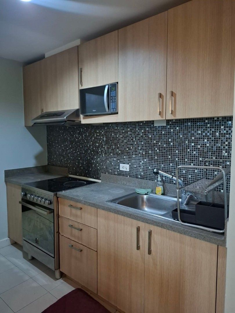 FOR RENT The Grove Unit, 2BR, 74sqm (Category: Apartments & Condos) located in Manila. Submitted by mikeque (Listing ID 1467792983, Image 2). Description: FOR LEASE | FURNISHED 2-BEDROOM UNIT AT THE GROVE, PASIG CITY ✨ Make yourself at home in this fully furnished 2-bedroom unit at The Grove Condominium, Tower C! Perfect for professionals, couples, or small families looking for convenience and comfort in one place. 🏙️ PROPERTY DETAILS 📍 Locatio