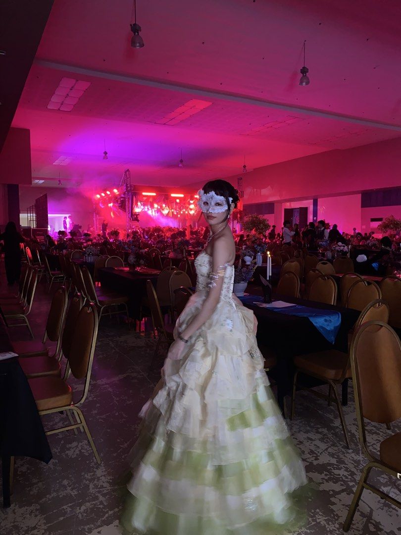 FOR SALE GOWN (Category: Evening dresses & gowns) located in Abucay. Submitted by colemixson09 (Listing ID 1467635261, Image 2). Description: FOR SALE Cottage core theme🧚🏻 Bridgerton theme Dm for details .