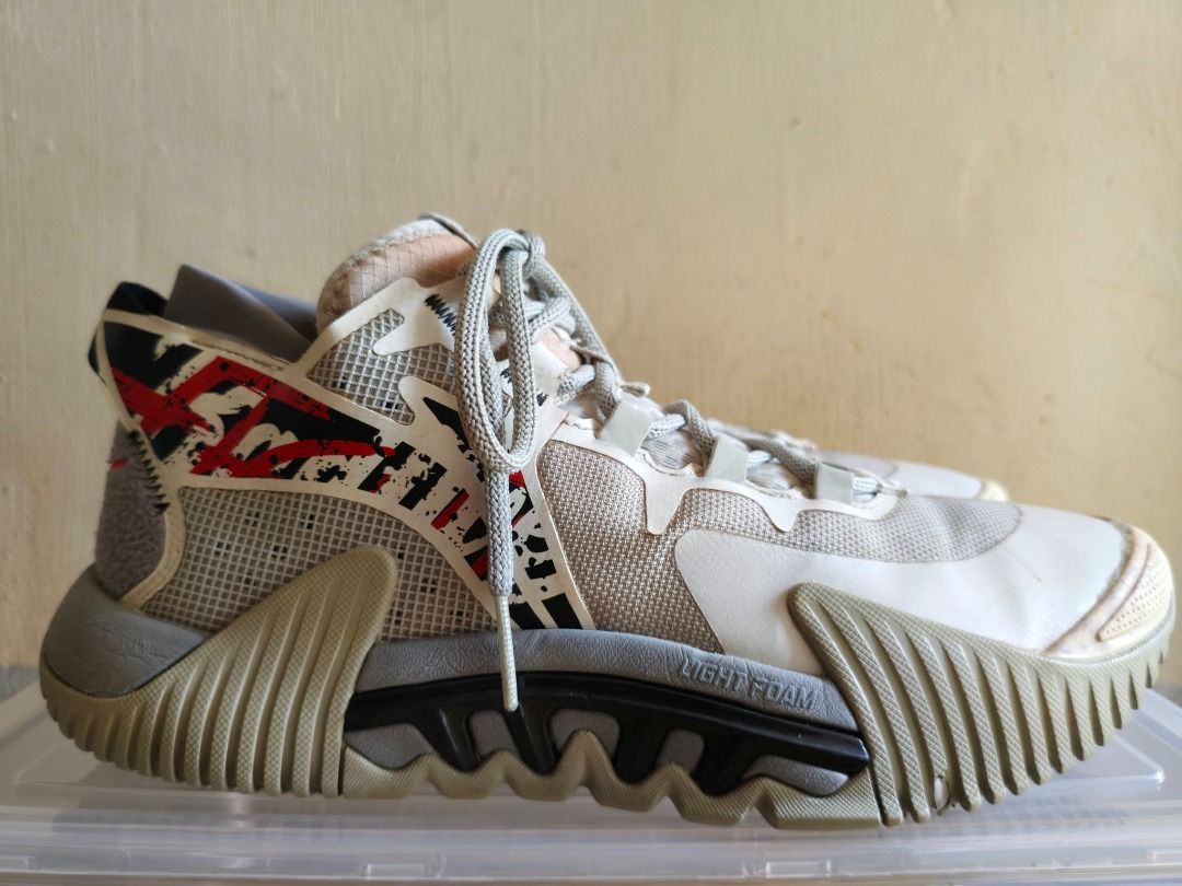 Li-Ning BadFive 2 (2021) Basketball Shoes (Category: Racket and Ball Sports) located in Santa Cruz. Submitted by dce_merch (Listing ID 1467680120, Image 1). Description: 🔥 JUST DROPPED: Li-Ning BadFive 2 (2021)! 🔥 Brand: Li-Ning Model: BadFive BadFive 2 (BadFive II) Mid Yellow-Gray Year Released: 2021 Size : US-9 / EUR-42 1/3 / CHN-265 💯 100% Authentic & Ready to Wear 🚨 Limited stock — First to lock it in gets it! 💬 Drop a "MINE" or send us 