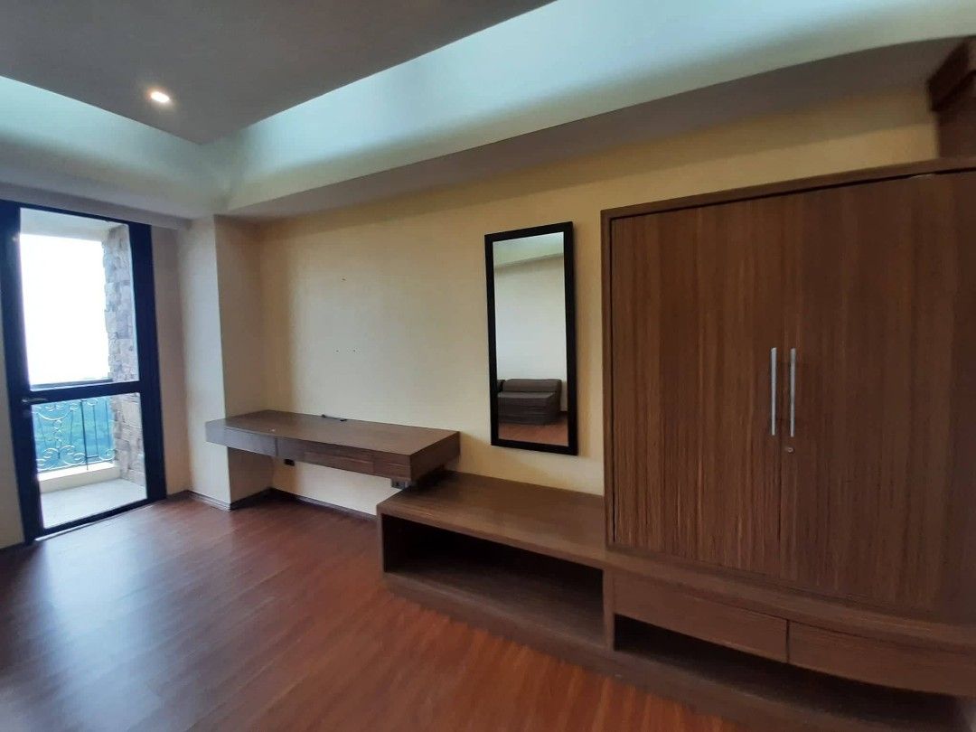 FOR SALE Splendido condo Units (1BR & studio) (Category: Apartments & Condos) located in Manila. Submitted by mikeque (Listing ID 1467784505, Image 3). Description: FOR SALE: 2 condomium units at Splendido, Tagaytay ✨ Bask in the beauty of the nature-filled landscape of Splendido, Tagaytay. This area is outside the center of the city, way past the hussle and bussle, and is situated nearby commercial areas such as Twin Peaks and Robinsons grocery.