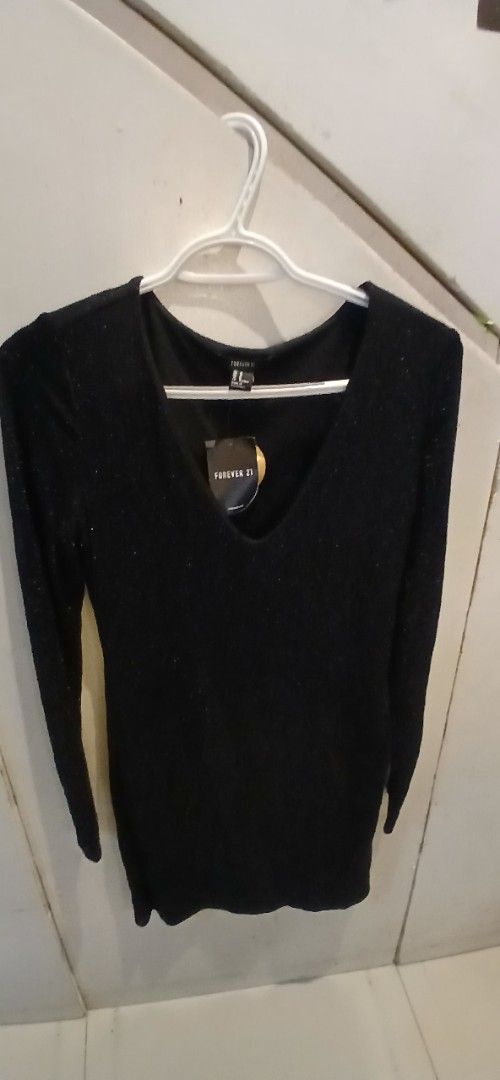 Forever 21 brand new (Category: Activewear) located in Marikina City. Submitted by darthvader888 (Listing ID 1467732286, Image 1). Description: brand new with tags Medium and Large 300 each.