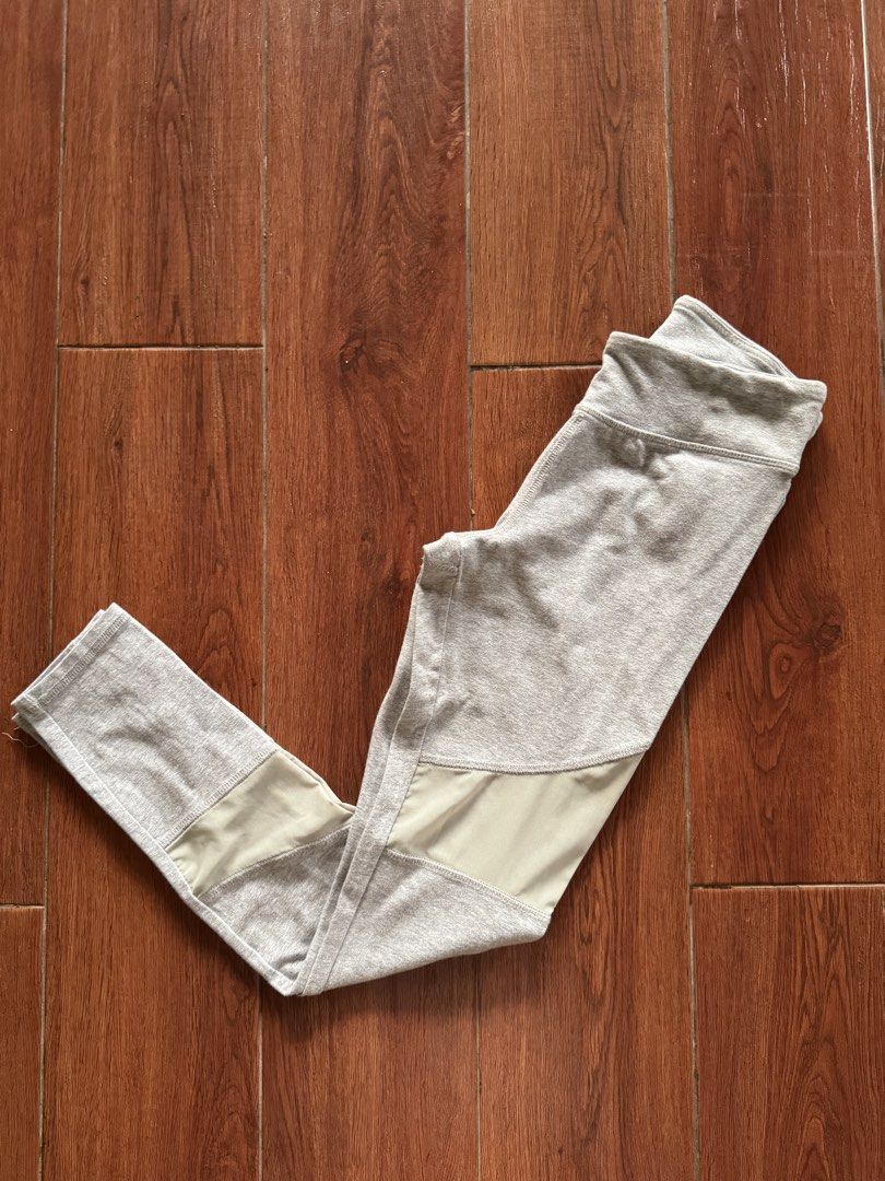 Forever 21 Grey Mesh Panel Leggings (Category: Activewear) located in Manila. Submitted by gemfinderph (Listing ID 1467671188, Image 1). Description: - Brand: Forever 21 - Color: Grey - Size: XS - Material: Comfortable stretch fabric with elastic waistband - Design: Stylish mesh panel inserts along the lower legs.