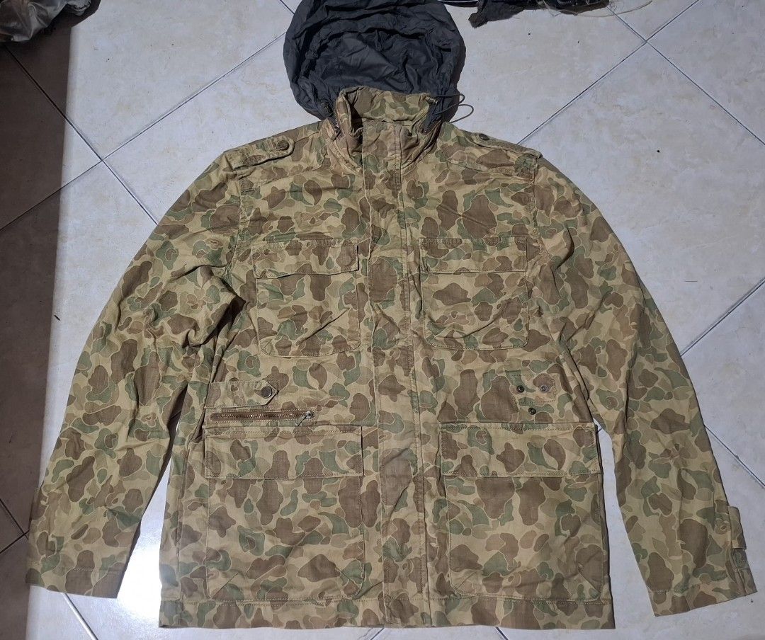 Frogskin camou (Category: Coats, Jackets and Outerwear) located in Baguio. Submitted by thriftrot (Listing ID 1467737339, Image 1). Description: frogskin camou jacket in very good condition sign of usage no major issue dimes on photos.