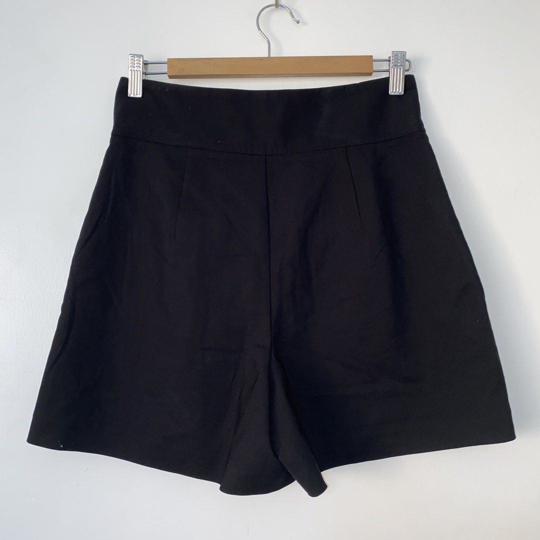 G2000 shorts (Category: Shorts) located in San Jose del Monte. Submitted by mamiracky (Listing ID 1467683220, Image 3). Description: .