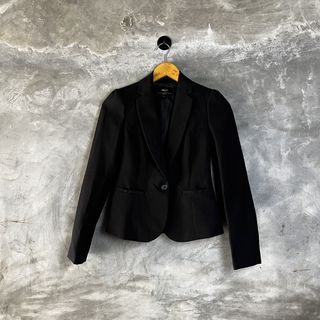 (Category: ) located in . Submitted by winterjacket.ph (Listing ID 1467616456, Image 1). Description: .