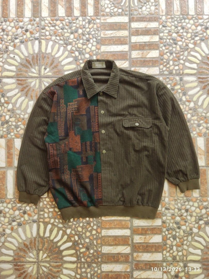 G2 1990s Colorblock Corduroy Pullover (Category: Coats, Jackets and Outerwear) located in Bulacan. Submitted by thr1ft_things (Listing ID 1467654591, Image 1). Description: G2 1990s Colorblock Corduroy Pullover Dimes: W 22.5 × L 26 Shoulder: 21 inch Sleeve Length: 19.5 Armpit Sleeve: 16 inch NO ISSUE NEEDS WASH.