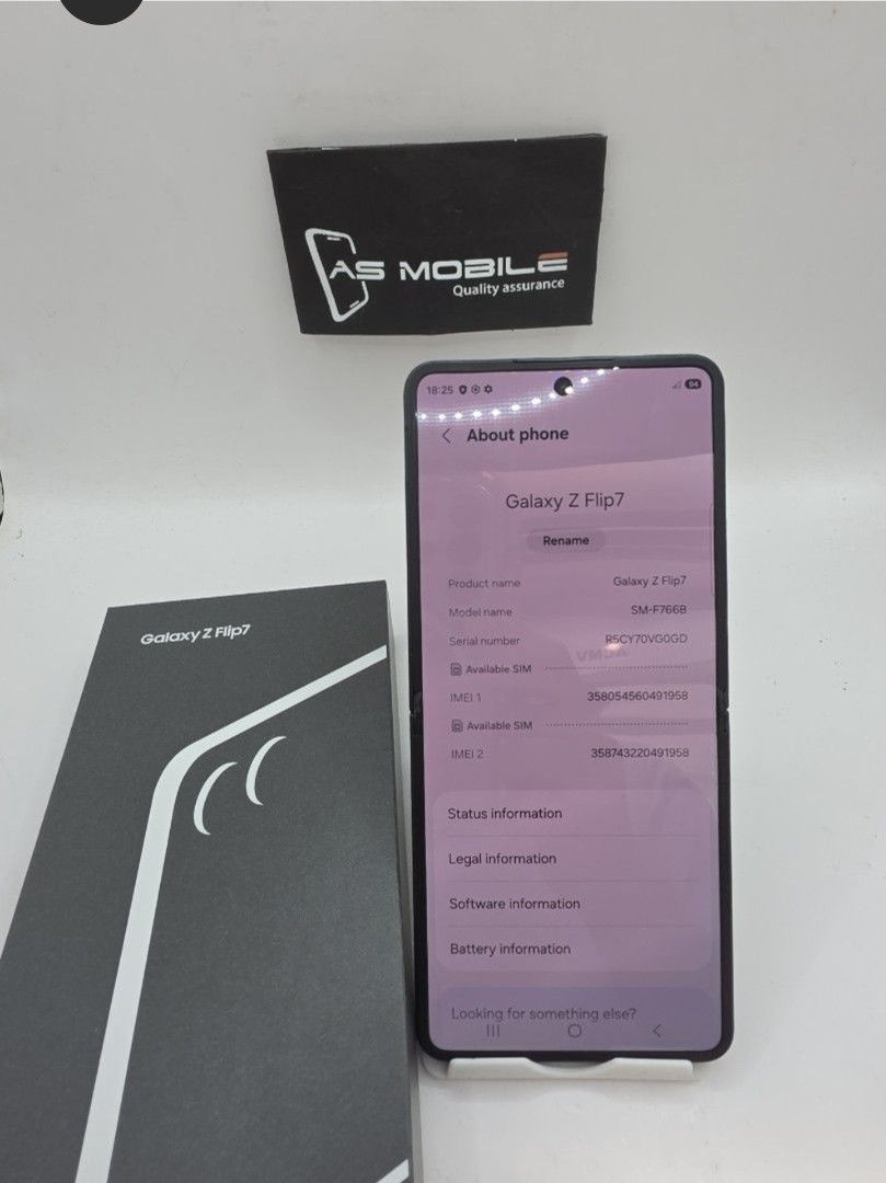 Poster Bugis Galaxy Z Flip 7 512GB Jetblack, Mobile Phones & Gadgets, Mobile Phones ...