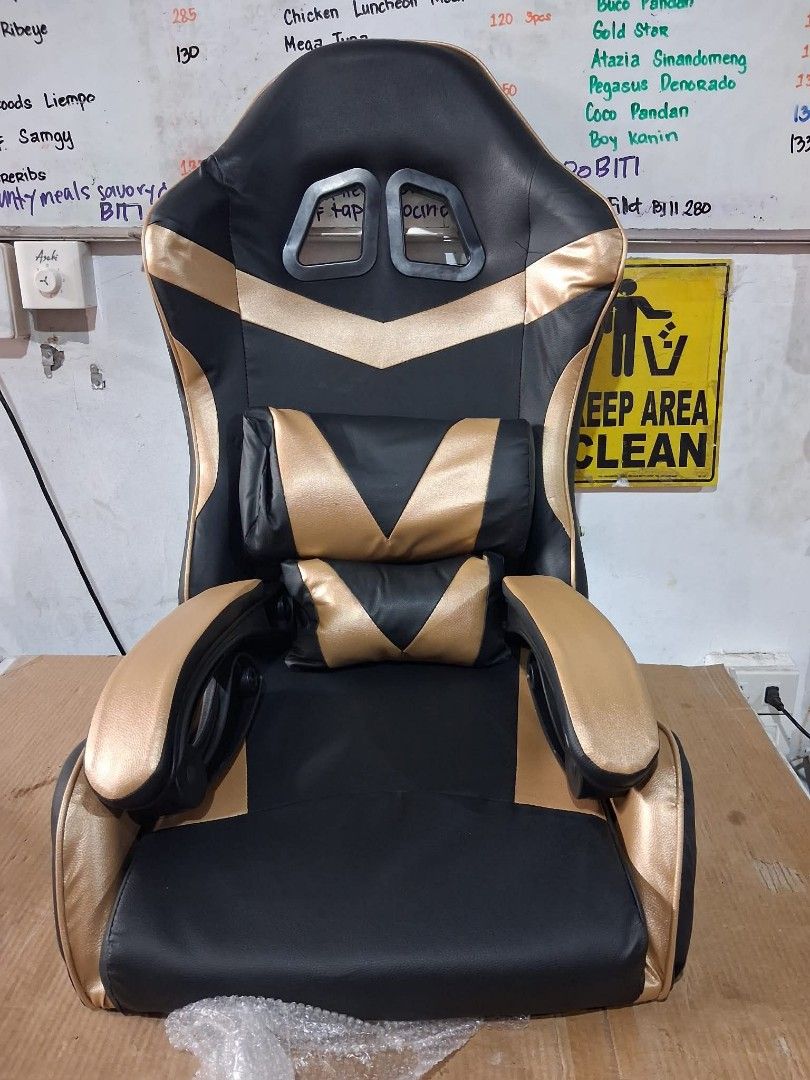 Gaming chairs (Category: Chairs) located in Manila. Submitted by joydolor (Listing ID 1467616799, Image 2). Description: Gaming chairs.