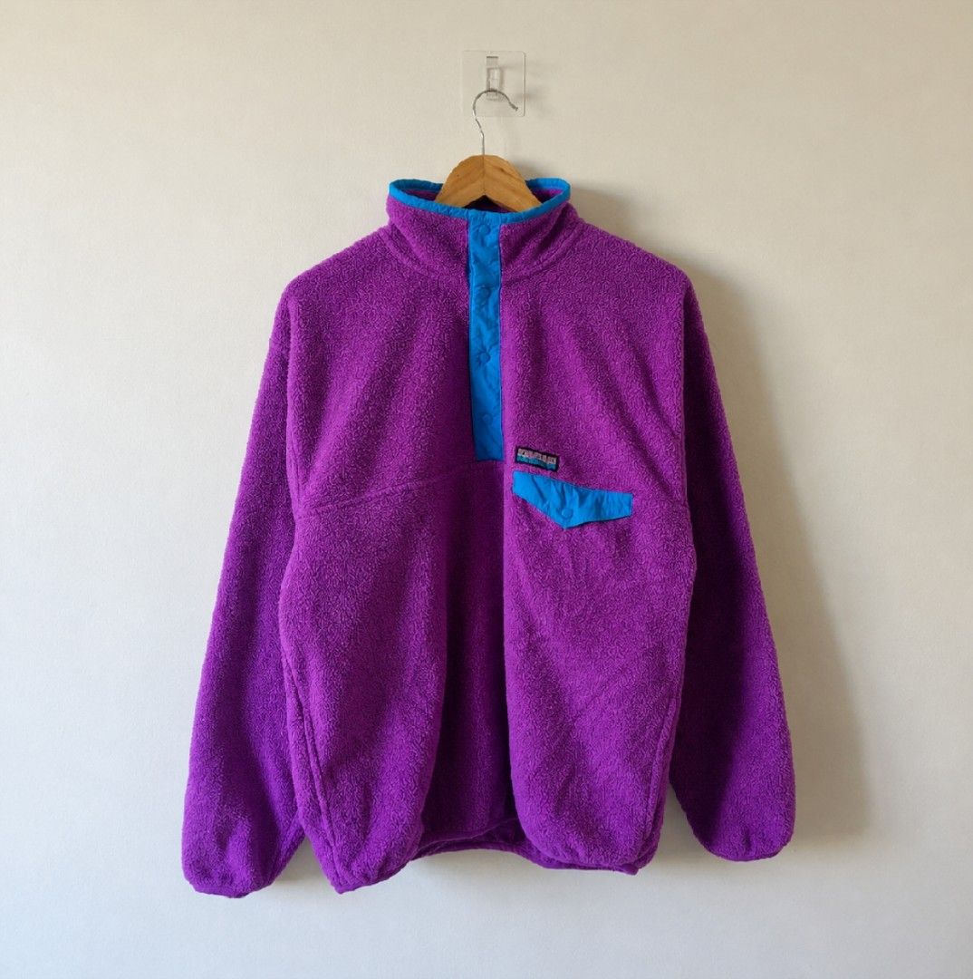 Gap Arctic Fleece Reissue Pullover Fuchsia Shock Size M (Category: Coats, Jackets and Outerwear) located in Manila. Submitted by pdwainn84681 (Listing ID 1467677704, Image 1). Description: - Brand/Style: Gap Arctic Fleece Reissue Pullover - Size: Medium - Color: Fuchsia Shock Purple with Bright Blue contrast trim - Material: Super cozy, textured fleece - Features: Snap placket, stand collar, flap chest pocket - Details: Classic retro mountain gra