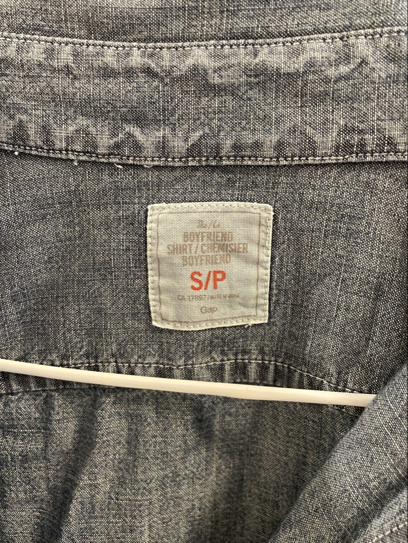 gap denim boyfriend longsleeves (Category: Shirts) located in Manila. Submitted by happymoon_0ae0c8 (Listing ID 1467678228, Image 2). Description: - s to m.