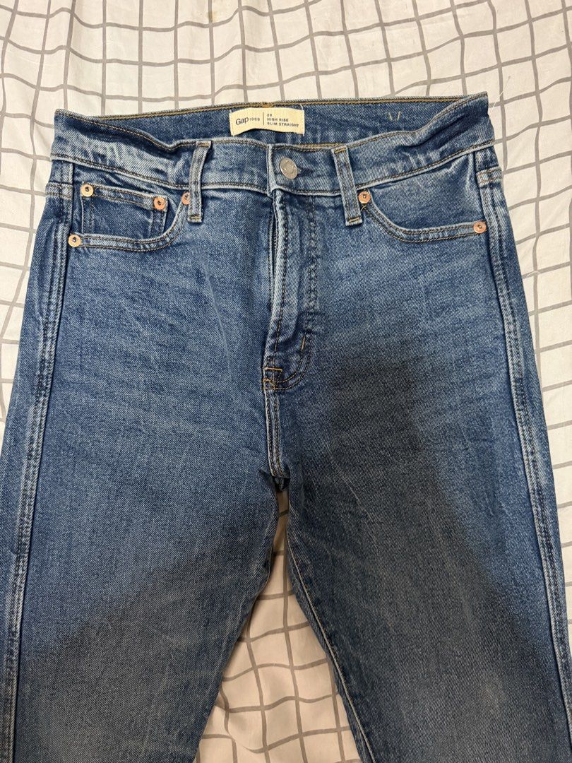 Gap High Rise Denim Pants (Category: Jeans) located in Quezon City. Submitted by pinkyswearshop (Listing ID 1467687247, Image 3). Description: .