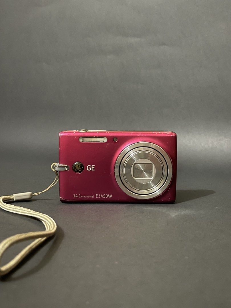 GE E1450 (Category: Cameras) located in Santa Barbara. Submitted by digi.kate (Listing ID 1467753661, Image 2). Description: GE—E1450W 🤍 ₱ 3499 (fixed) #preowned condition ⤿ good overall condition ♡ ⤿ one peck of dust (unnoticeable and can belnd on photos) ⤿ screen is clear ⤿ fully functional — LCD, flash, video, zoom, buttons & other functions tested inclusions ⤿ unit, battery, strap, charger mop: GCash|||bank transfer mod: LBC 📍 Pangasinan re