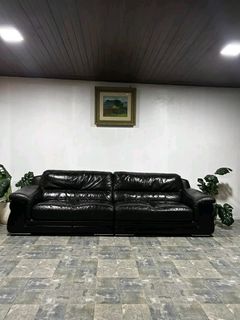 (Category: ) located in . Submitted by furniture_second (Listing ID 1467734500, Image 1). Description: .