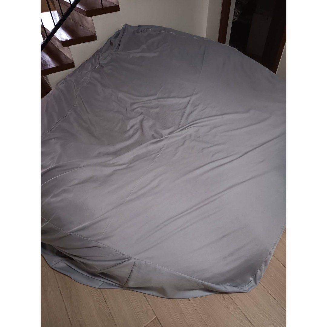 Giant Bean Bag (Category: Sofas) located in Rizal. Submitted by mariasdeclutteringshop (Listing ID 1467666983, Image 2). Description: Bought from Mr. Bean Bag for Php 11,200 last June 2025. Has extra cover for free. RFS: Moving out of the country. For pick up or delivery on Nov 28 or 29.