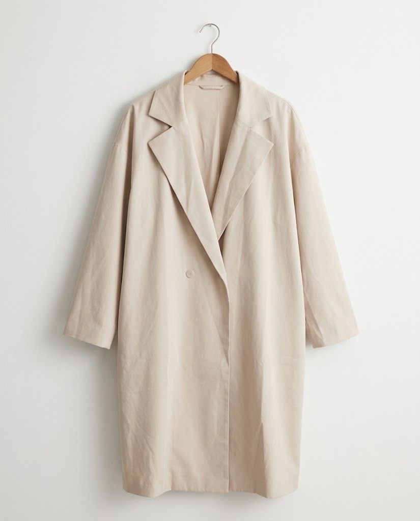 SALE! GIORDANO TAN BROWN COAT JACKET TOPPER (Category: Coats, Jackets and Outerwear) located in Marikina City. Submitted by minimalistmanila (Listing ID 1467707002, Image 2). Description: Minimalist style Giordano tan lightweight short trench coat. Has that inside out style. M/L size. No lining. Comfy and soft. Bought in Singapore but never worn. Worth 80 SGD. Order now! #giordano .